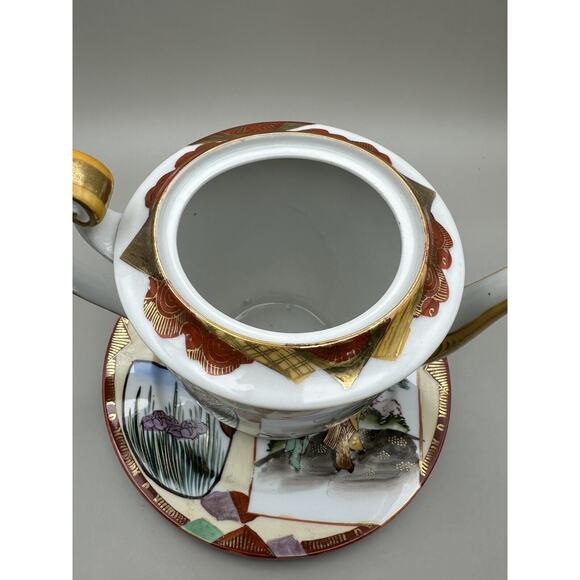 Vintage Kutani 7" Teapot and 8" Plate Geisha Pattern 1960s Japan - Picture 8 of 11